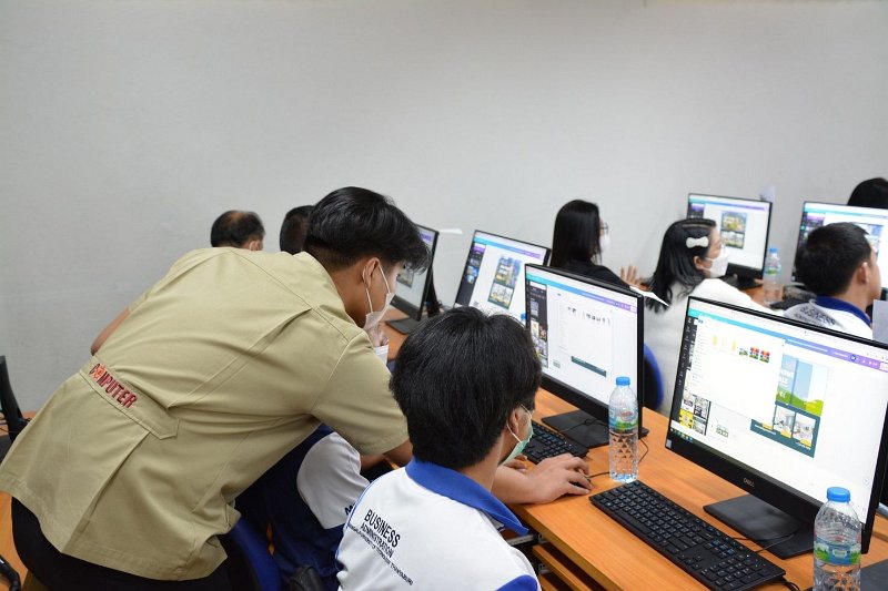 20230425-canva-114.jpg