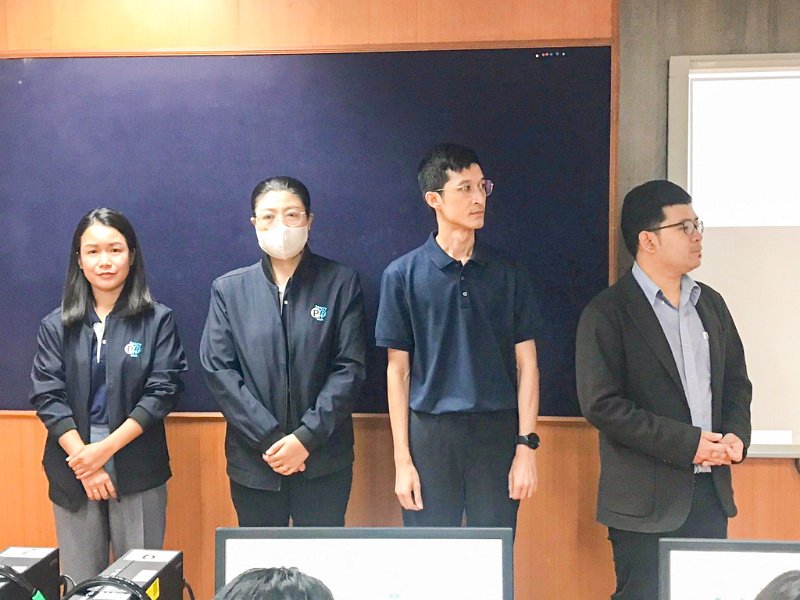 LINE_ALBUM_141266_231220_15.jpg